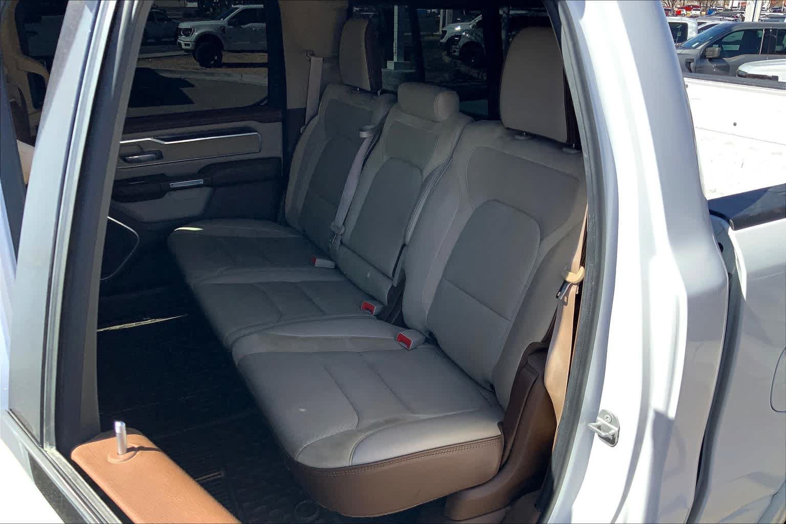Used 2020 RAM 1500 Laramie AWD/4WD image 21