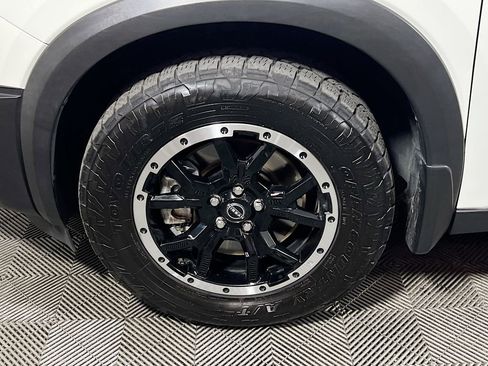 Used 2024 Nissan Pathfinder Rock Creek AWD/4WD image 28