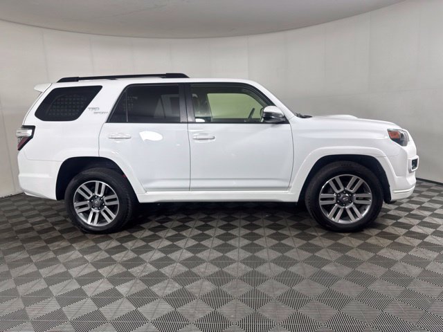 Used 2024 Toyota 4Runner TRD Sport AWD/4WD image 2
