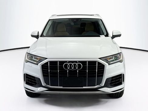 Used 2020 Audi Q7 3.0T Premium Plus w/ Premium Plus Package AWD/4WD image 2