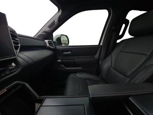 Used 2024 Toyota Tundra Platinum image 11