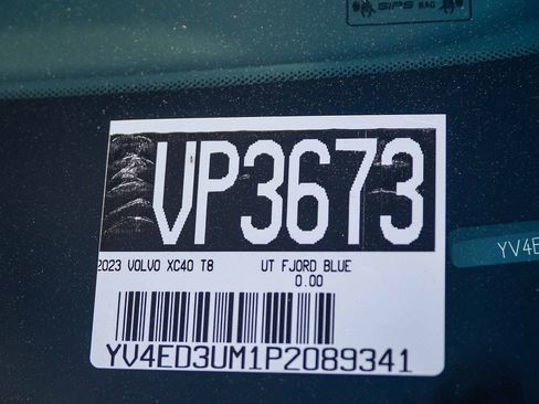 Used 2023 Volvo XC40 Recharge Ultimate w/ Protection Package Premier AWD/4WD image 33