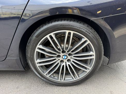 Used 2019 BMW 530i xDrive w/ M Sport Package AWD/4WD image 41
