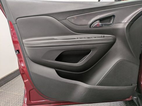 Used 2022 Buick Encore Preferred w/ Safety Package image 8