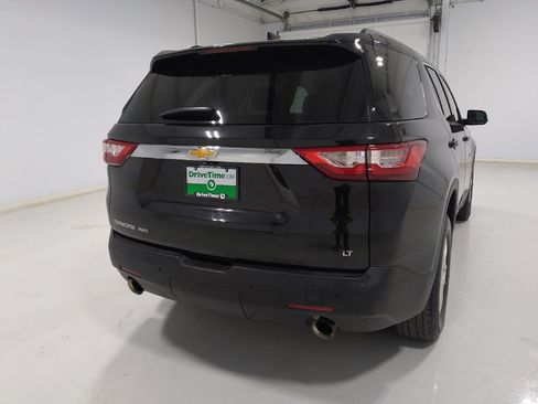 Used 2021 Chevrolet Traverse LT w/ LPO, Cargo Package AWD/4WD image 7