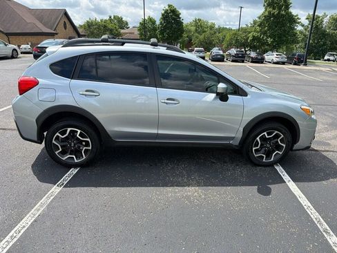 Used 2017 Subaru Crosstrek 2.0i Premium AWD/4WD image 8
