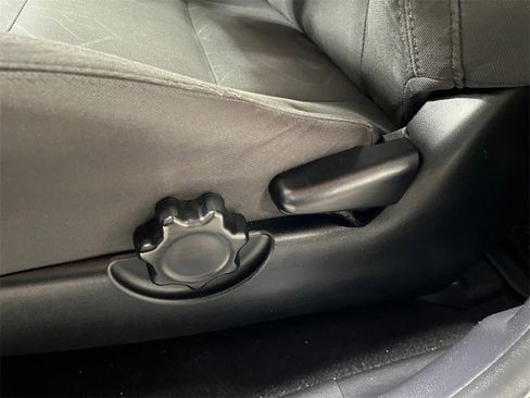 Used 2017 Toyota Tacoma TRD Sport image 24