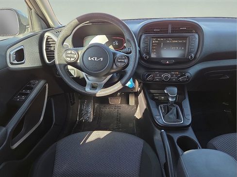Used 2024 Kia Soul LX w/ Option Group 015 image 19