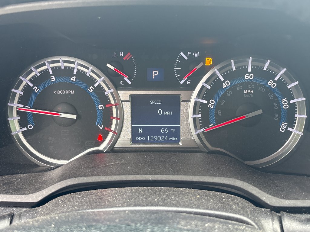 Used 2019 Toyota 4Runner TRD Off-Road Premium AWD/4WD image 6