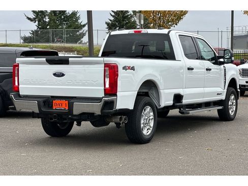 Used 2025 Ford F250 XLT image 5