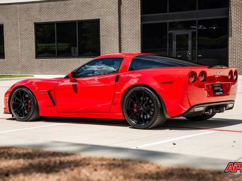 Used 2013 Chevrolet Corvette Z06 w/ 3LZ Preferred Equipment Group RWD image 50
