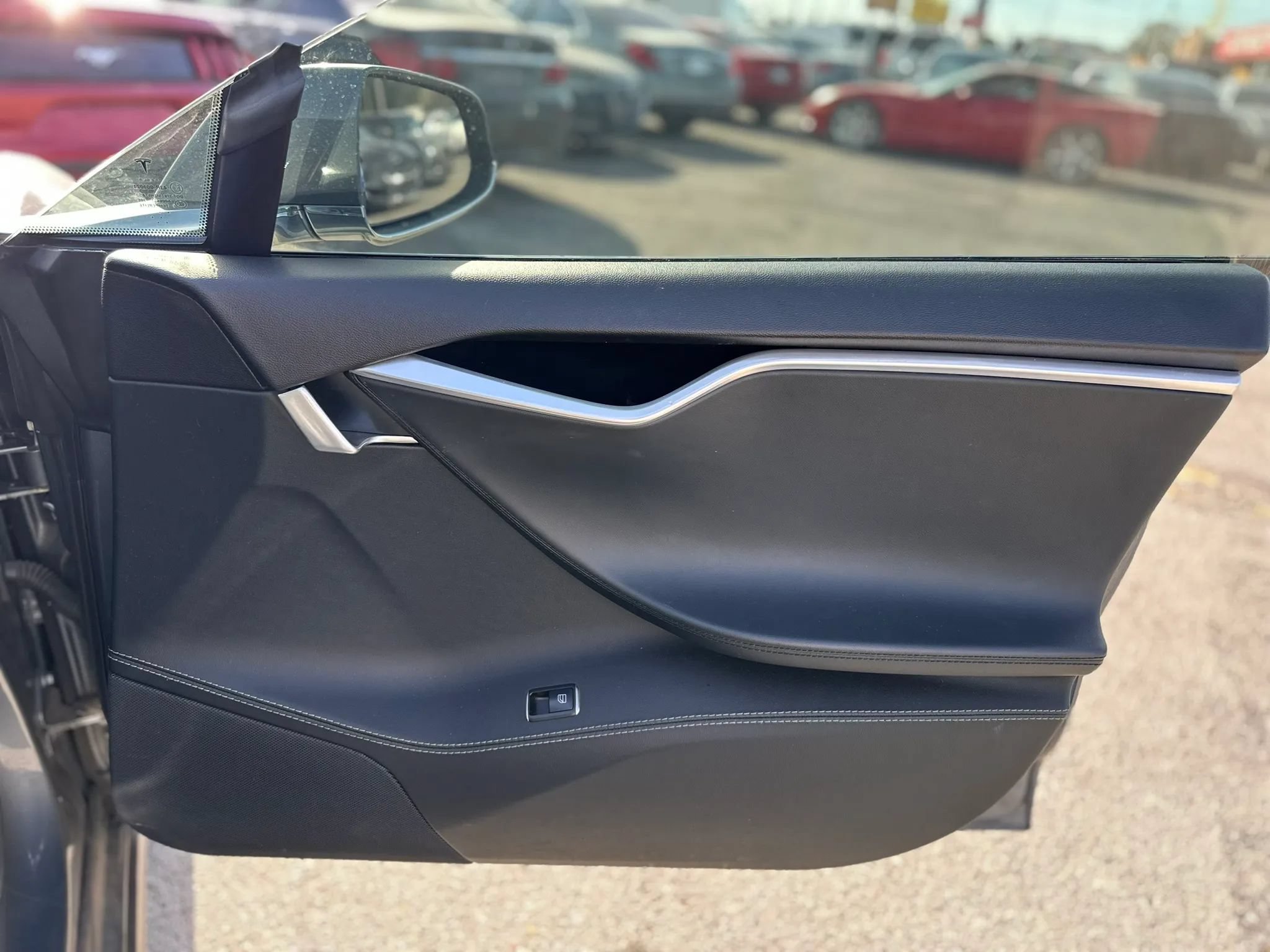 Used 2013 Tesla Model S Performance RWD image 23