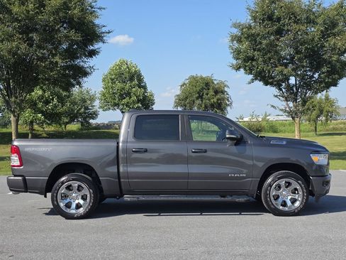 Used 2022 RAM 1500 Big Horn AWD/4WD image 9