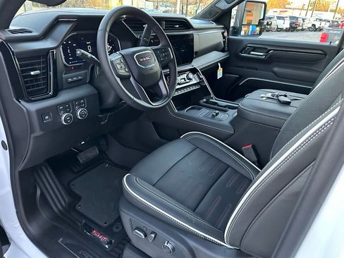 New 2026 GMC Sierra 2500 AT4X image 9