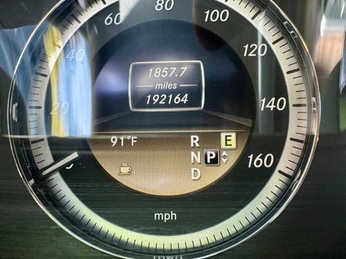 Used 2012 Mercedes-Benz E 350 BlueTEC Sedan image 9