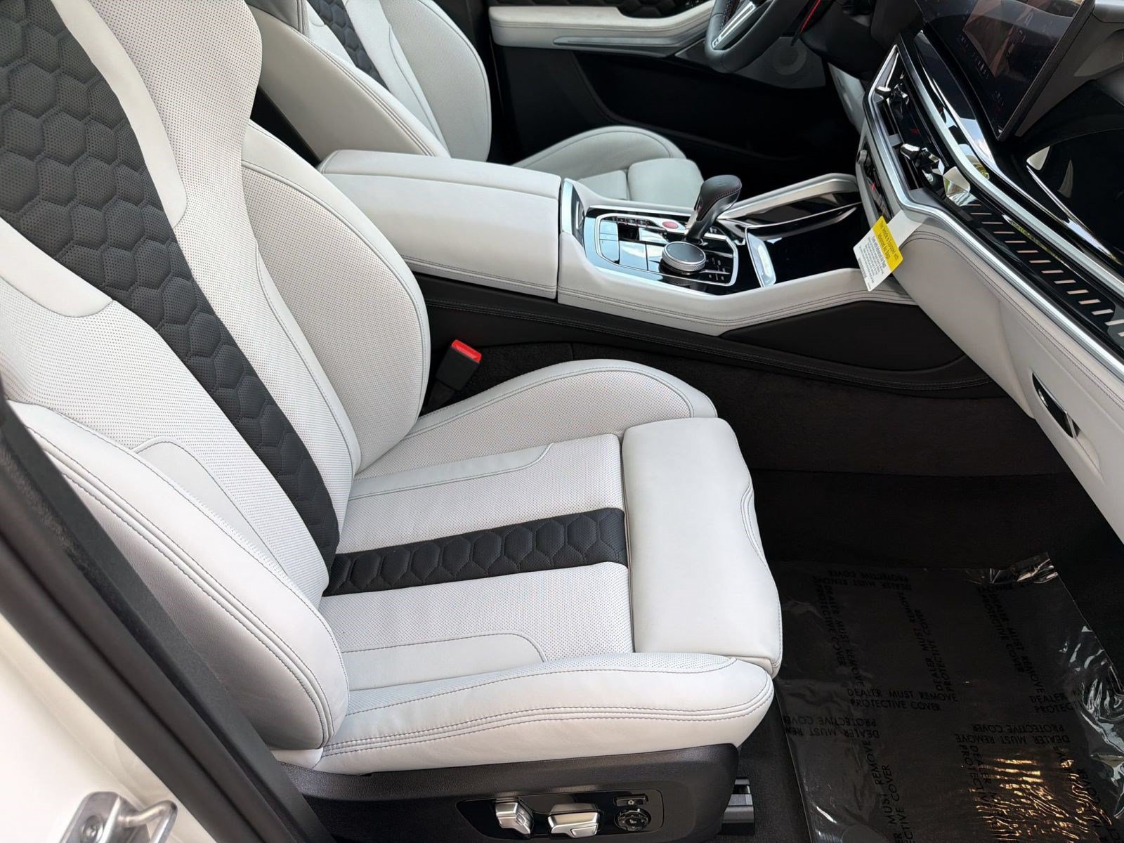 New 2026 BMW X5 M Competition w/ Executive Package AWD/4WD image 31