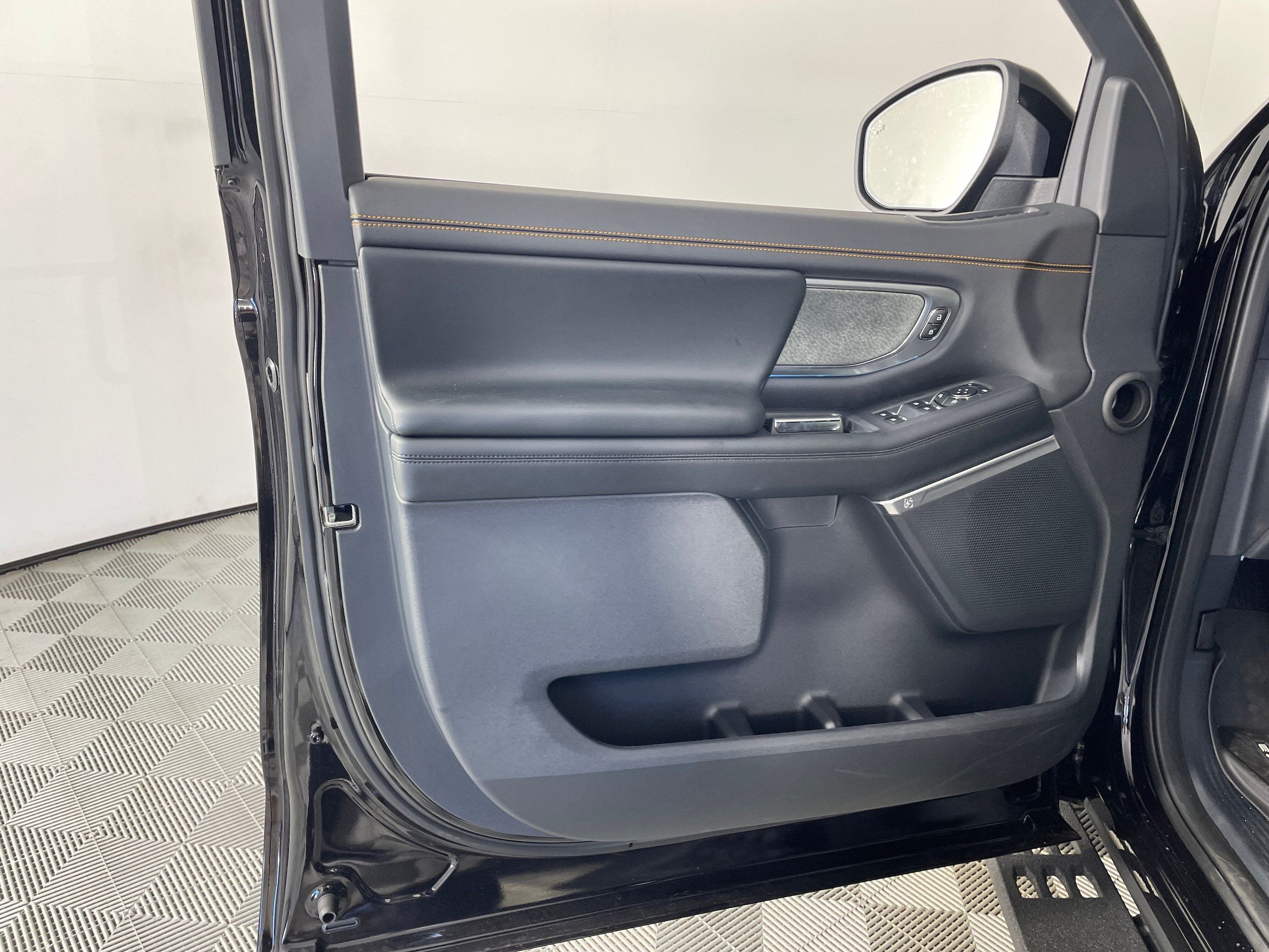 New 2026 Ford Expedition Tremor AWD/4WD image 5