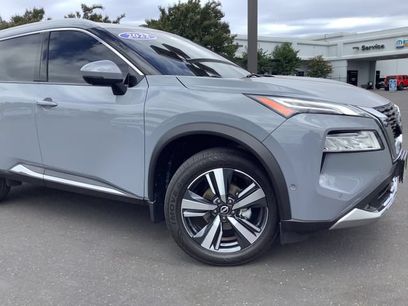 Used 2022 Nissan Rogue Platinum w/ Head-Up Display Package