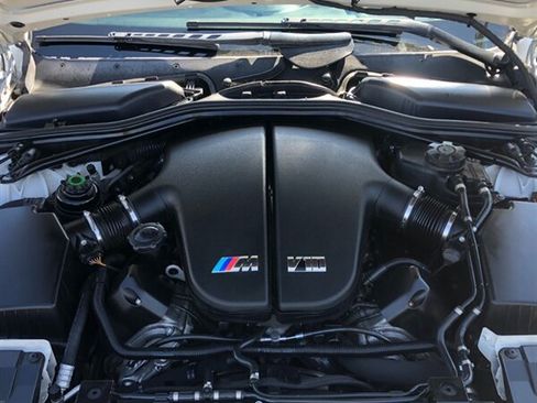 Used 2007 BMW M6 Convertible RWD image 17