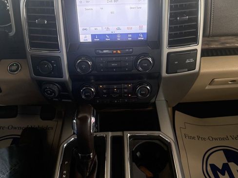 Used 2020 Ford F150 Lariat w/ Equipment Group 501A Mid image 27