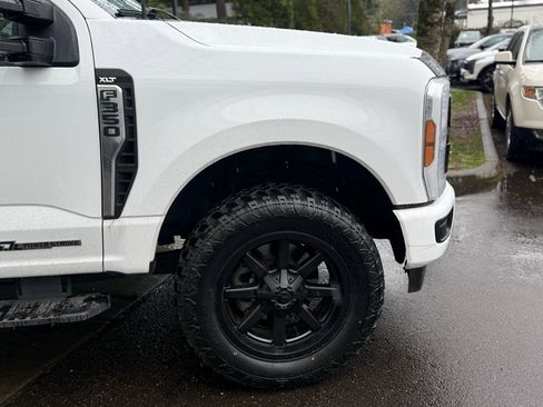 Used 2024 Ford F350 XLT image 18