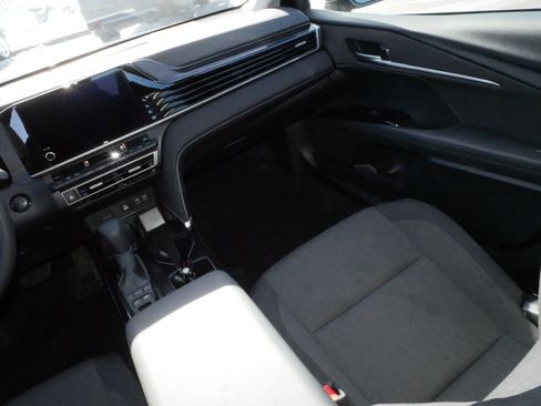 Certified 2025 Toyota Camry LE image 11