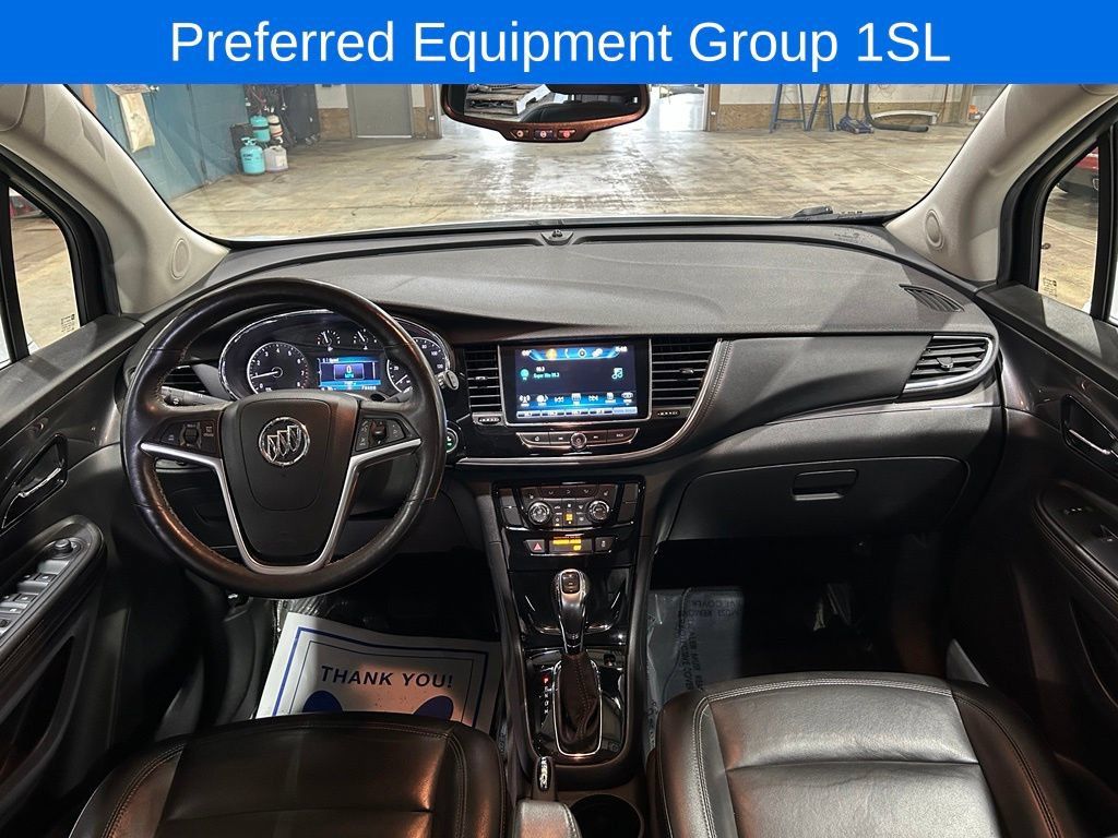 Used 2020 Buick Encore Essence AWD/4WD image 2