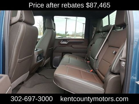 New 2026 GMC Sierra 2500 Denali w/ Denali Reserve Package image 9