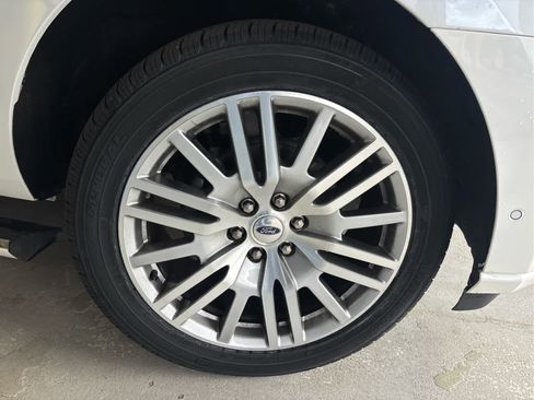 Certified 2024 Ford Expedition Platinum AWD/4WD image 46
