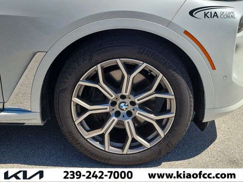 Used 2026 BMW X7 xDrive40i AWD/4WD image 7
