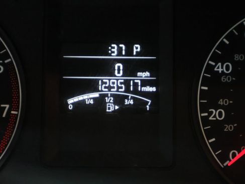 Used 2013 Volkswagen Jetta S image 29