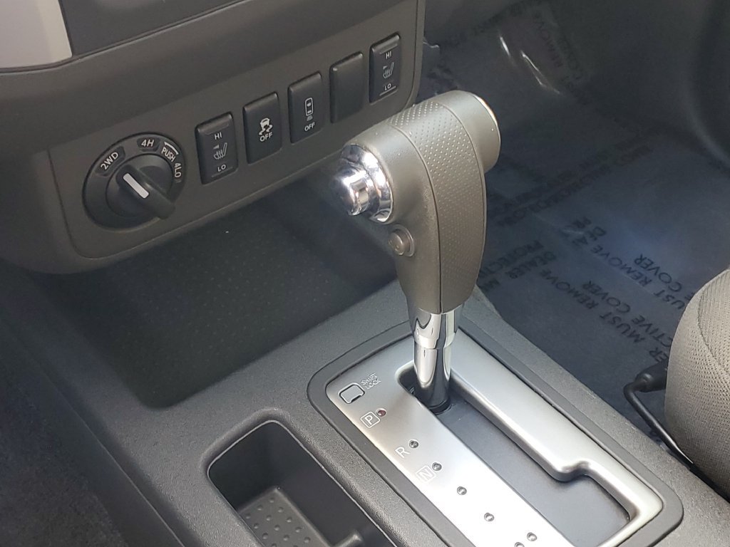 Used 2016 Nissan Frontier SV AWD/4WD image 32