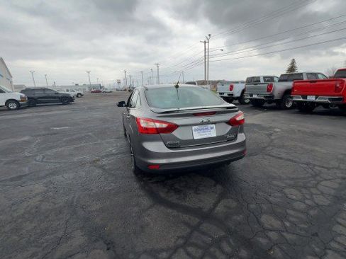 Used 2013 Ford Focus Titanium w/ Titanium Handling Pkg image 8