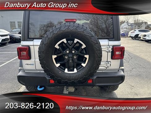 Used 2024 Jeep Wrangler Unlimited Rubicon 4xe w/ Convenience Group image 5