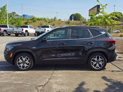Used 2023 Kia Seltos EX AWD/4WD image 12