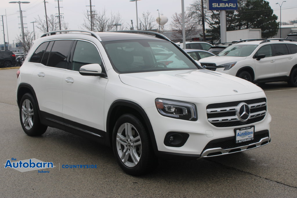 Used 2023 Mercedes-Benz GLB 250 4MATIC w/ Premium Package image 3