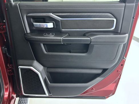 Used 2024 RAM 3500 Laramie w/ Night Edition image 17