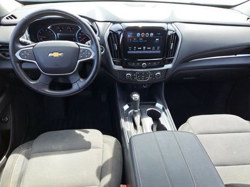 Used 2019 Chevrolet Traverse LT FWD image 21
