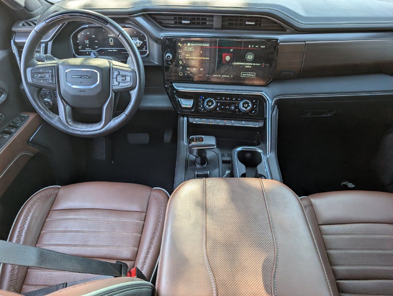 Used 2025 GMC Sierra 1500 Denali Ultimate AWD/4WD image 10