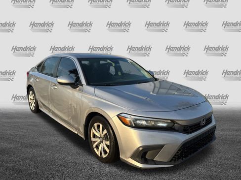 Used 2022 Honda Civic LX image 5