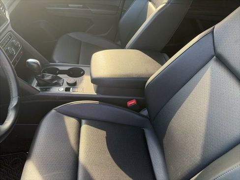 Used 2019 Volkswagen Atlas SE w/ Towing Package AWD/4WD image 11