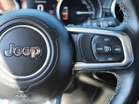 Used 2023 Jeep Wrangler Unlimited Sahara w/ Cold Weather Group AWD/4WD image 18
