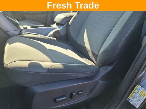 Used 2016 Ford Escape SE image 10