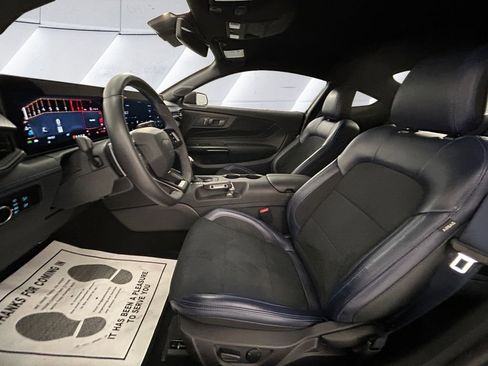 Used 2025 Ford Mustang Dark Horse w/ Dark Horse Handlin Package image 7