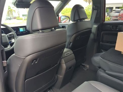 New 2026 Hyundai Santa Fe Calligraphy image 18