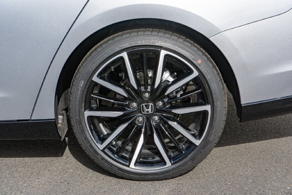 New 2026 Honda Accord Touring image 10