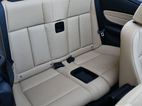 Used 2013 BMW 135i Convertible image 16