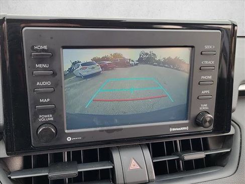 Used 2020 Toyota RAV4 XLE image 21