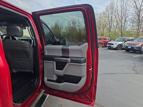 Used 2017 Ford F150 XLT w/ Equipment Group 302A Luxury image 41