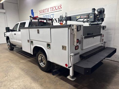 Used 2019 Chevrolet Silverado 3500 W/T w/ WT Convenience Package AWD/4WD image 11
